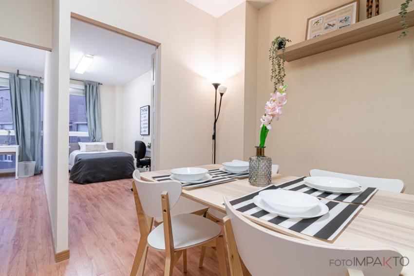 #10Oca6 - Apartamento En Vista Alegre Madrid Eksteriør billede