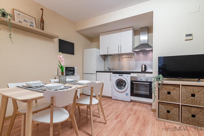 #10Oca6 - Apartamento En Vista Alegre Madrid Eksteriør billede
